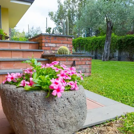 Sicily's View بيت ضيافة 3*